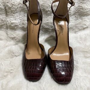 Banana Republic Women's Dark Brown Croc Heels